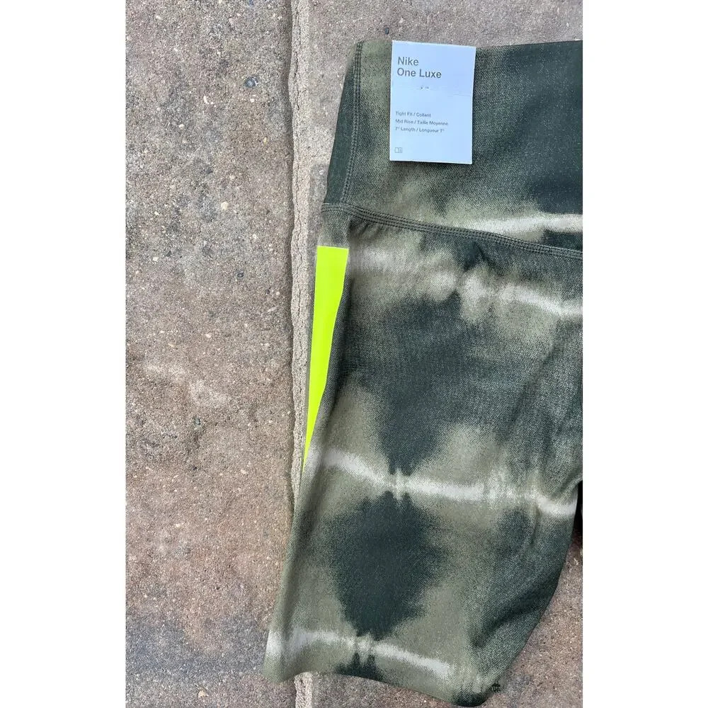 Nike One Luxe tie dye tight fit bike shorts size XS